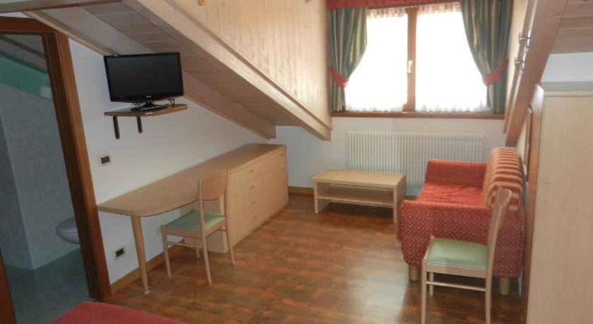 Maffei Hotel Pinzolo Room photo