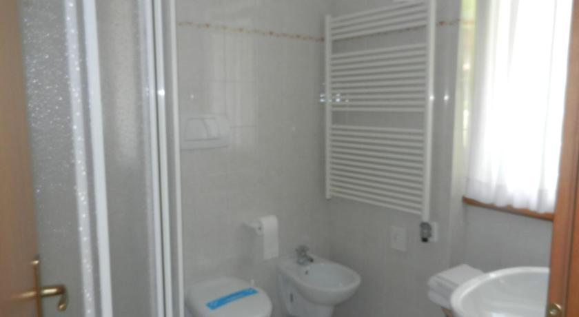 Maffei Hotel Pinzolo Room photo