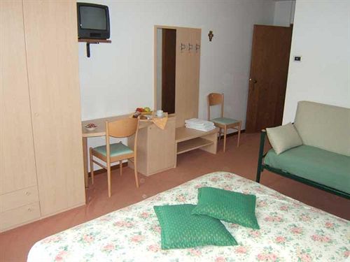 Maffei Hotel Pinzolo Exterior photo